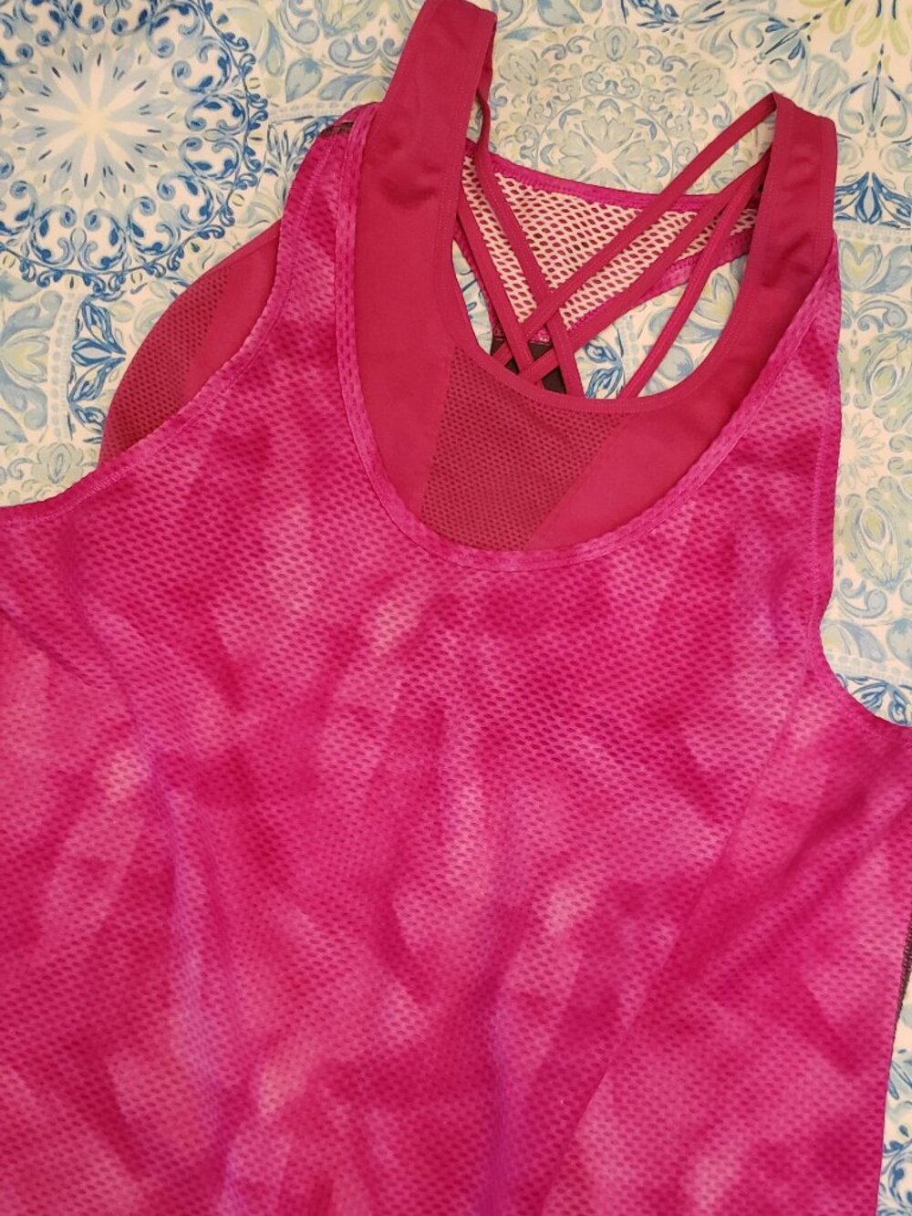 Hurley exercise tank & Fabletics X Bra size L
